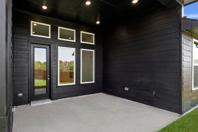 2021 Leighton Top Drive, Royse City, TX 75189
