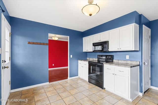 1732 CEDAR LANE, Holts Summit, MO 65043