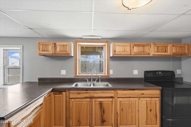 1732 CEDAR LANE, Holts Summit, MO 65043