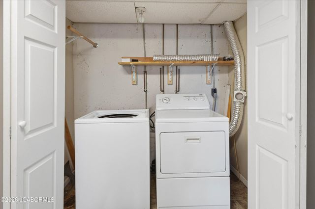 1732 CEDAR LANE, Holts Summit, MO 65043