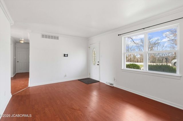 1732 CEDAR LANE, Holts Summit, MO 65043