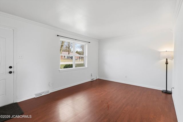 1732 CEDAR LANE, Holts Summit, MO 65043