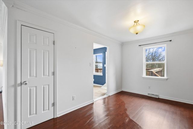 1732 CEDAR LANE, Holts Summit, MO 65043