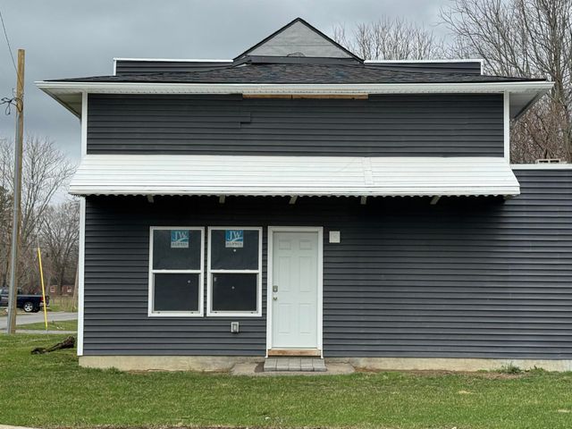 6069 Lapeer Road, Burton, MI 48509