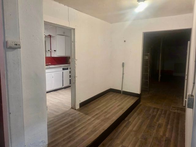 6069 Lapeer Road, Burton, MI 48509