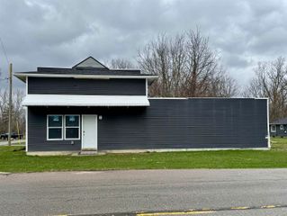 6069 Lapeer Road, Burton, MI 48509