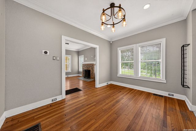 517 W Hollywood, San Antonio, TX 78212