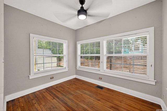 517 W Hollywood, San Antonio, TX 78212