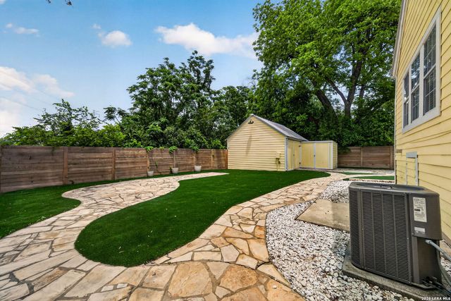 517 W Hollywood, San Antonio, TX 78212