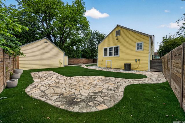 517 W Hollywood, San Antonio, TX 78212