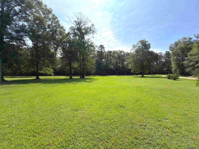 17061 Dykes Rd, French Settlement, LA 70733