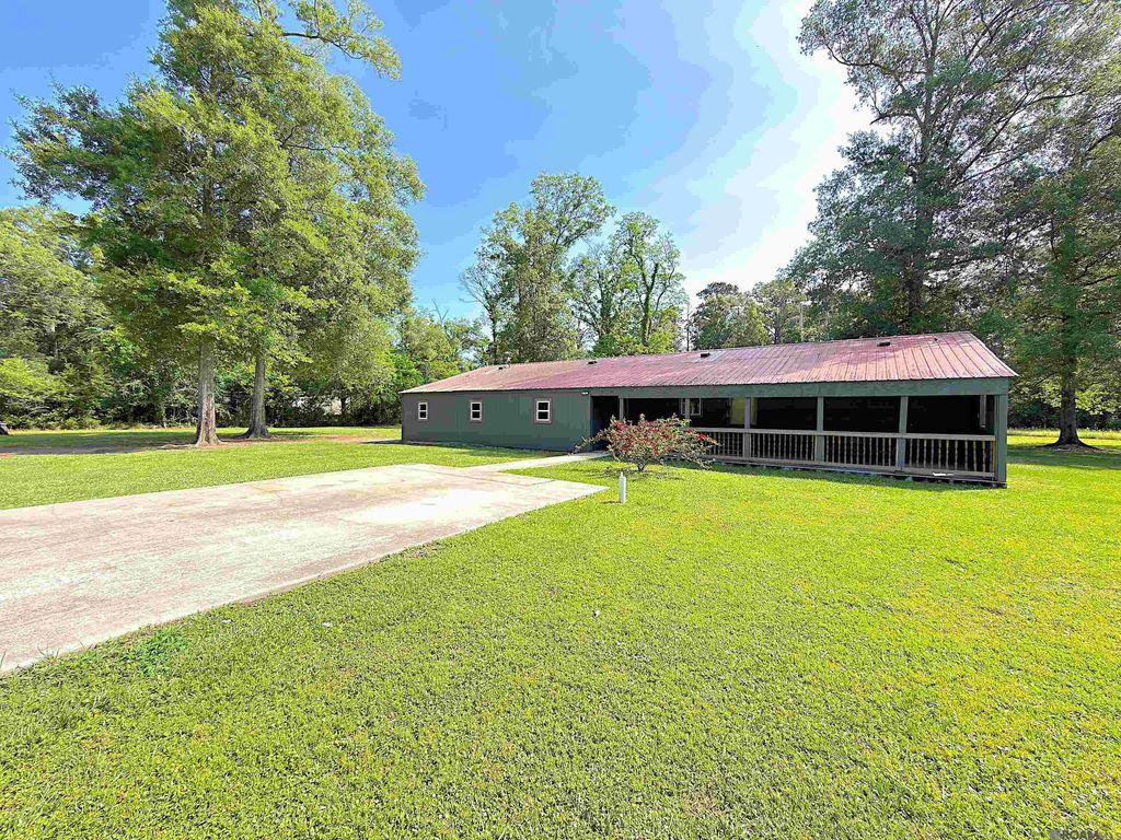 17061 Dykes Rd, French Settlement, LA 70733