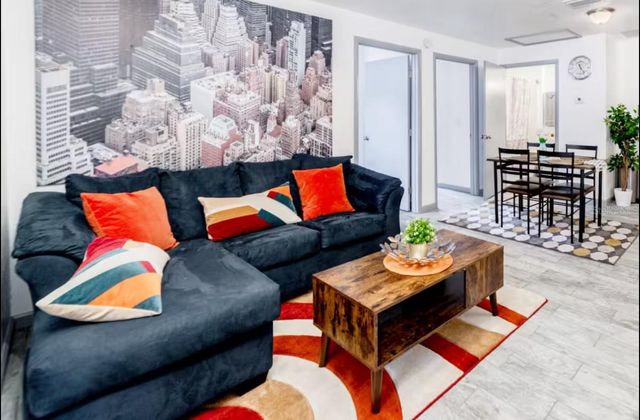 907 N WABASH AVENUE, Lakeland, FL 33815