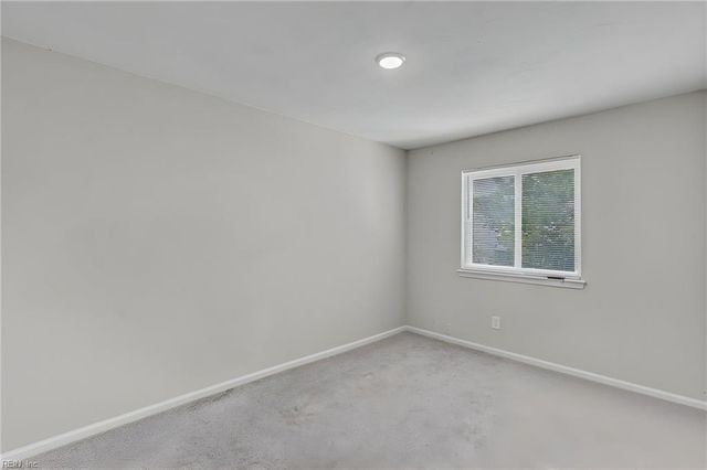 3238 Manor Glenn CT, Virginia Beach, VA 23453