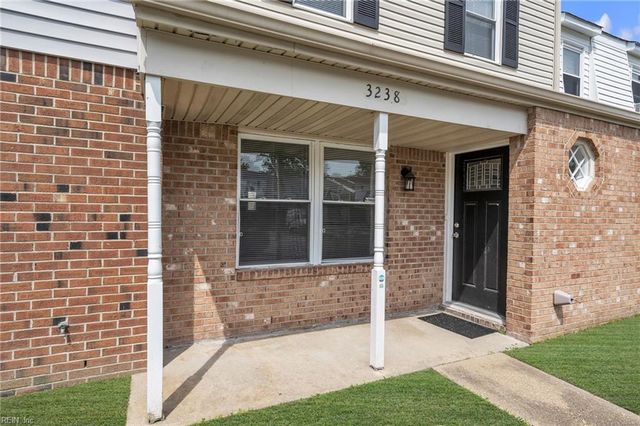 3238 Manor Glenn CT, Virginia Beach, VA 23453