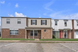 3238 Manor Glenn CT, Virginia Beach, VA 23453