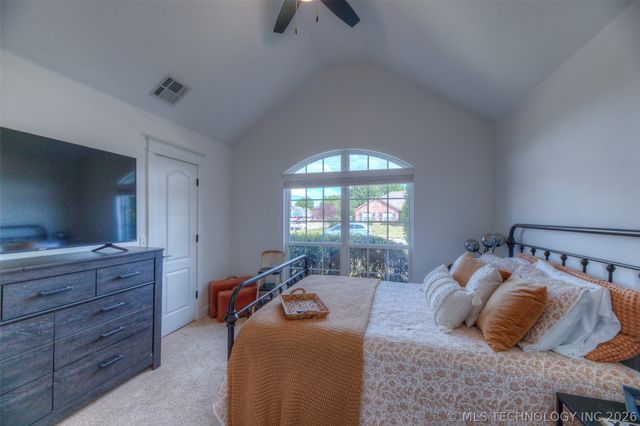 10300 E 97th Court North, Owasso, OK 74055