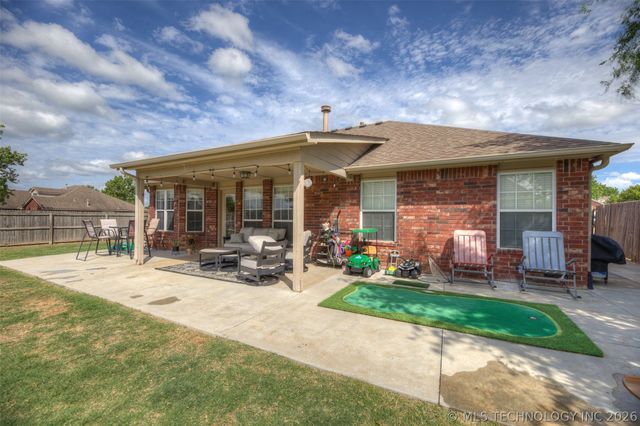 10300 E 97th Court North, Owasso, OK 74055
