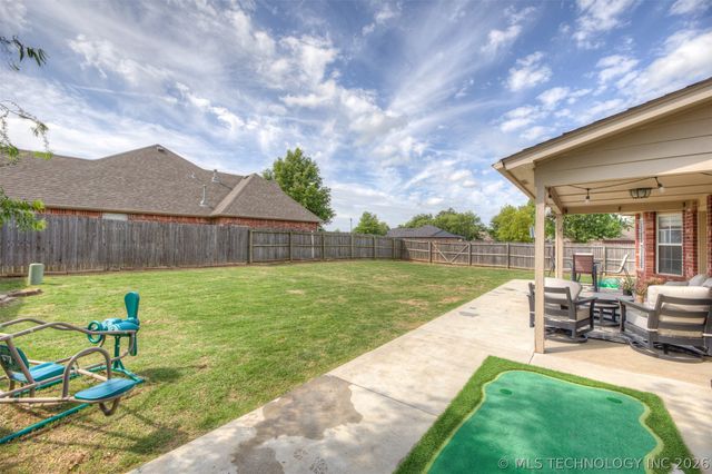 10300 E 97th Court North, Owasso, OK 74055