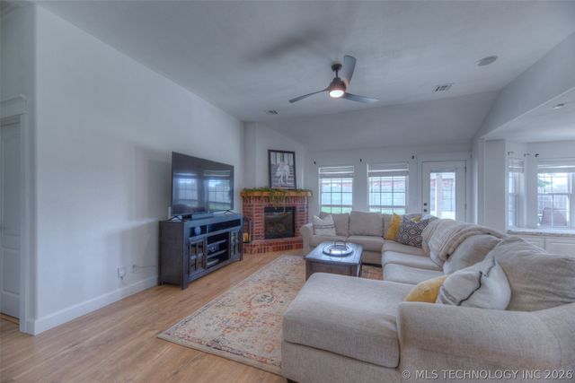 10300 E 97th Court North, Owasso, OK 74055