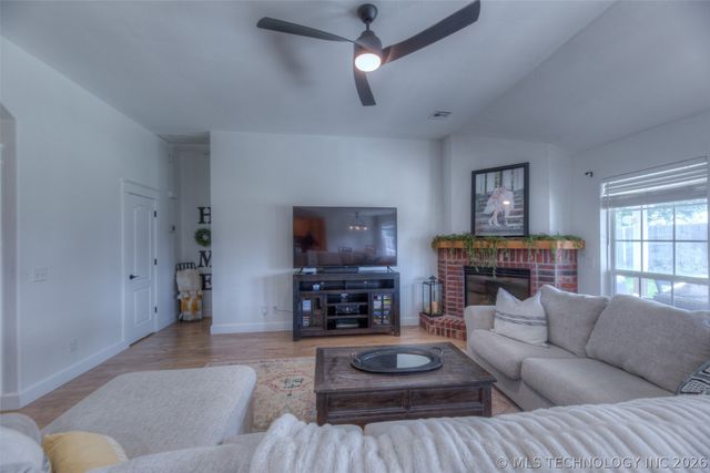10300 E 97th Court North, Owasso, OK 74055