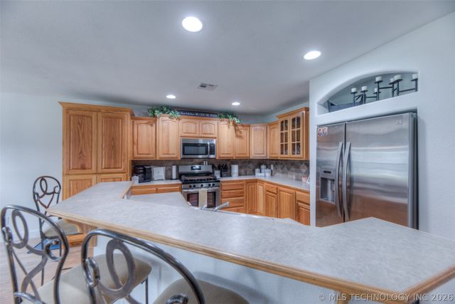10300 E 97th Court North, Owasso, OK 74055