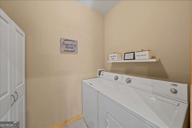 411 Gunite Circle, Ellijay, GA 30540