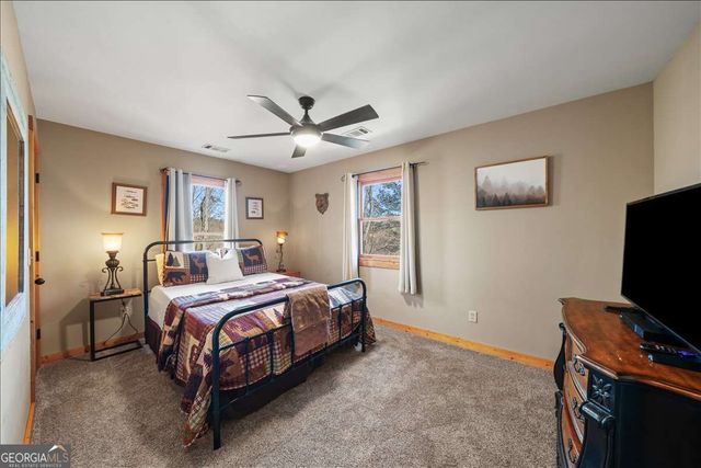 411 Gunite Circle, Ellijay, GA 30540