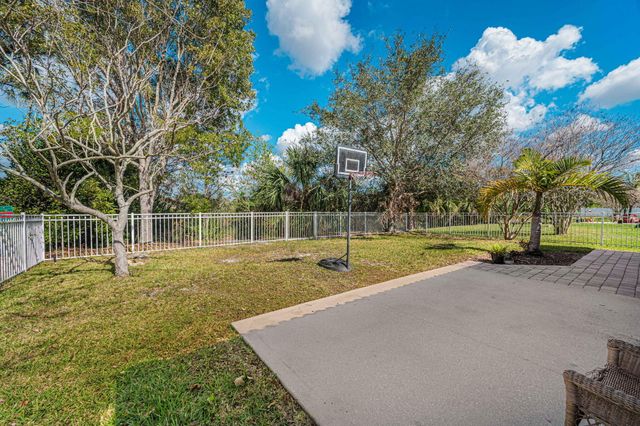 2037 SW Providence Place, Port St. Lucie, Port St Lucie, FL 34953