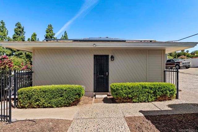 2420 Dehesa Rd, El Cajon, CA 92019