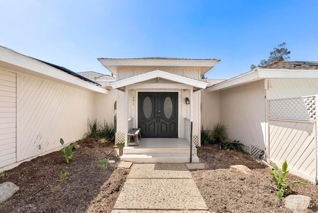2420 Dehesa Rd, El Cajon, CA 92019