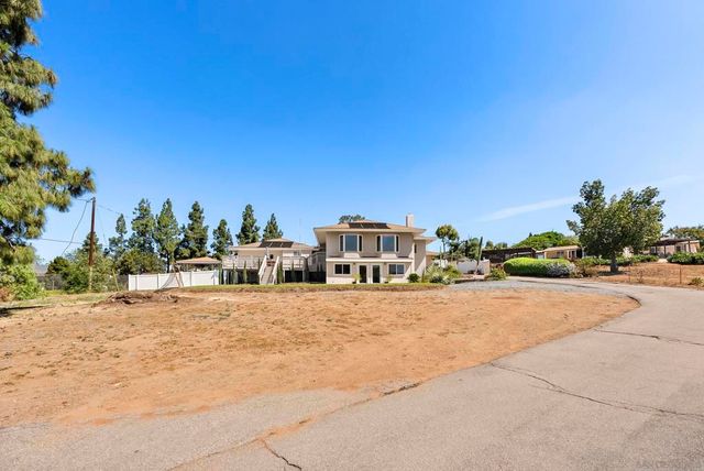 2420 Dehesa Rd, El Cajon, CA 92019