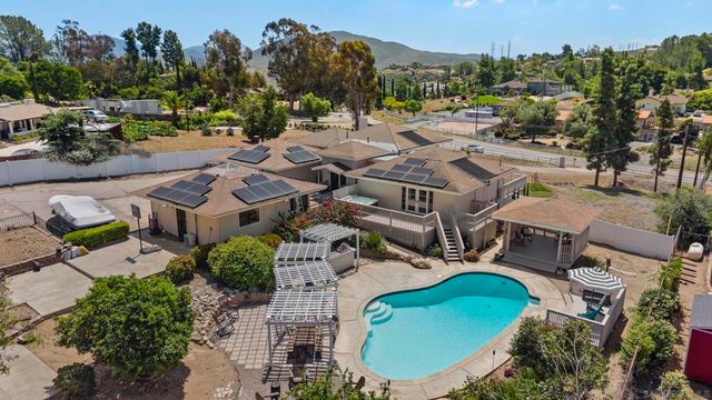 2420 Dehesa Rd, El Cajon, CA 92019