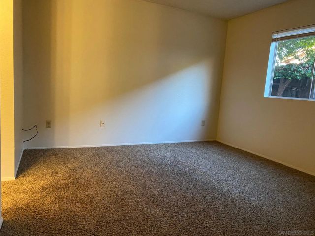 9888 Dauntless St, San Diego, CA 92126