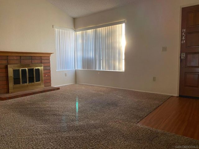 9888 Dauntless St, San Diego, CA 92126