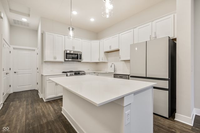 1078 Valentine Lane, Carmel, IN 46032