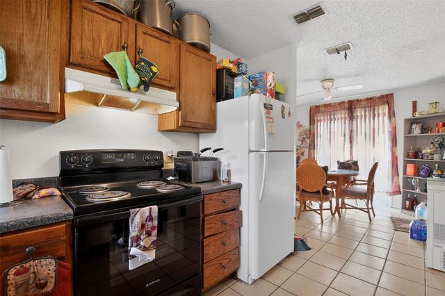 8821 SE 89TH PLACE, Ocala, FL 34472