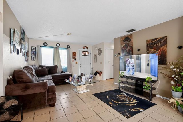 8821 SE 89TH PLACE, Ocala, FL 34472