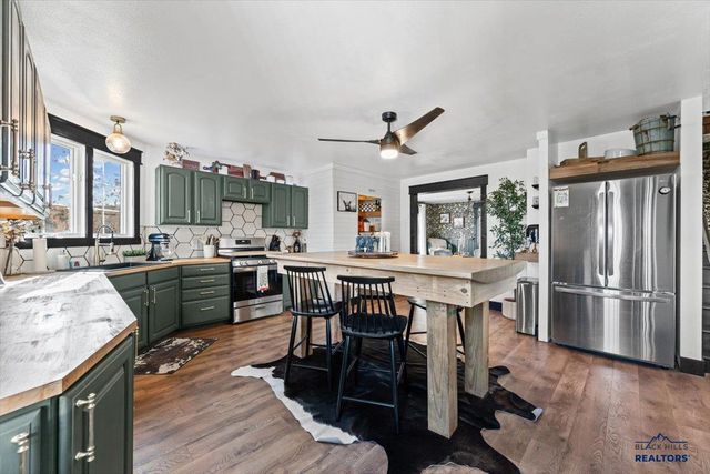 526 CROWN ST, Lead, SD 57754