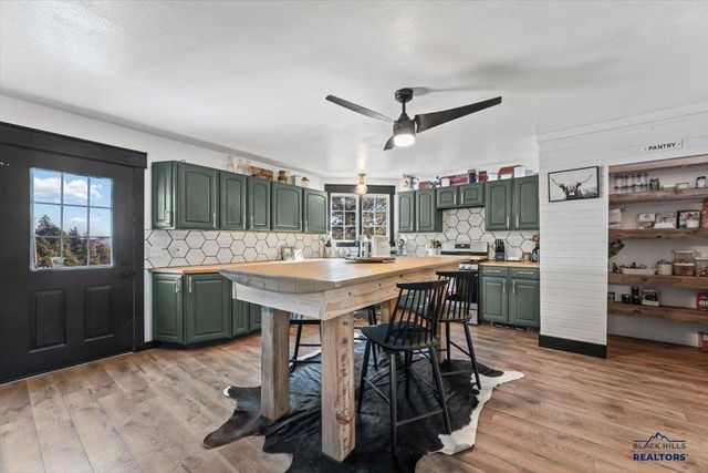 526 CROWN ST, Lead, SD 57754