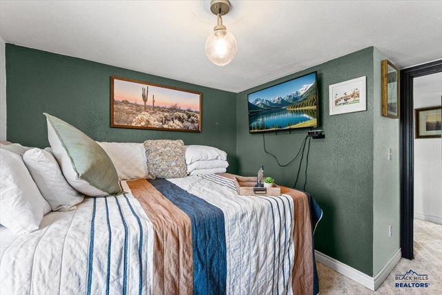 526 CROWN ST, Lead, SD 57754