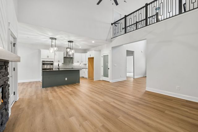 353 Young Lane, Pleasant View, TN 37146