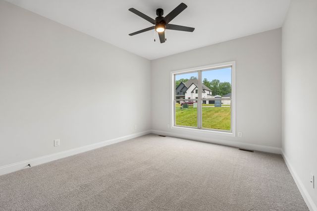 353 Young Lane, Pleasant View, TN 37146