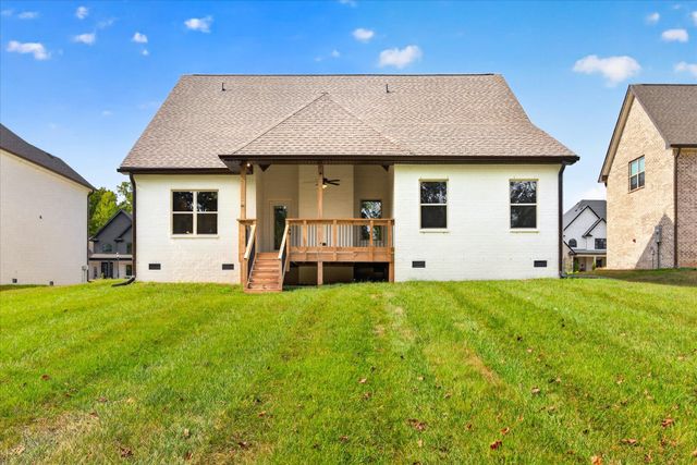 353 Young Lane, Pleasant View, TN 37146