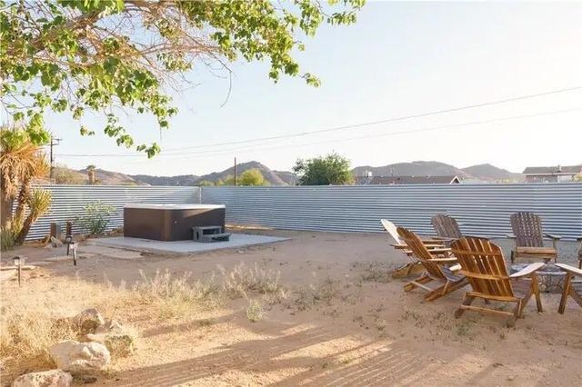 4622 Avenida La Mirada, Joshua Tree, CA 92252
