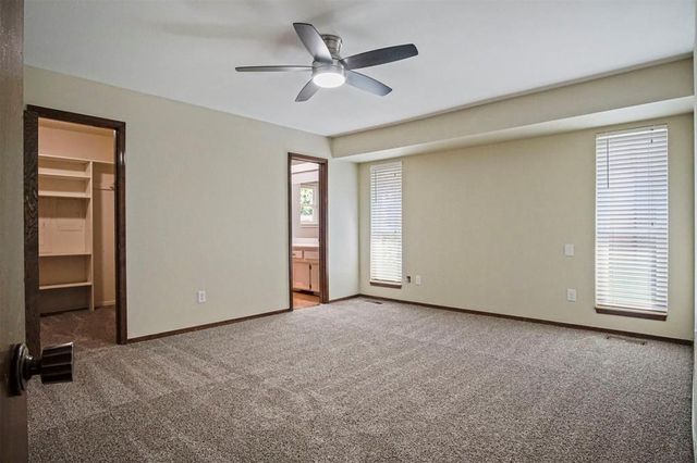 11017 Coachmans Road, Yukon, OK 73099