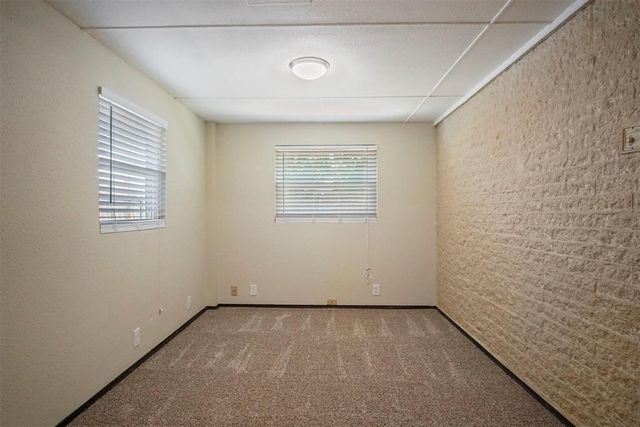 11017 Coachmans Road, Yukon, OK 73099