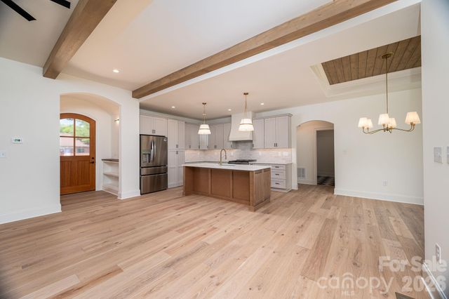 526 N Aspen Street, Lincolnton, NC 28092