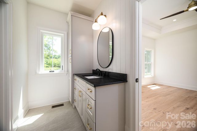 526 N Aspen Street, Lincolnton, NC 28092