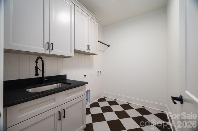 526 N Aspen Street, Lincolnton, NC 28092